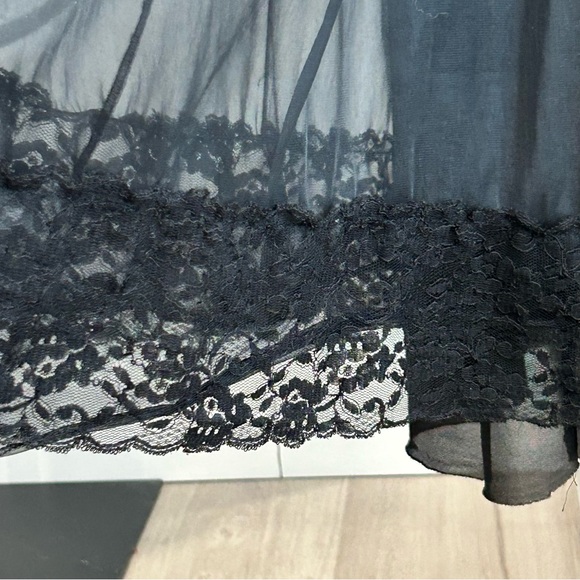 Vintage 60s Greek Goddess Style Black Négligée - Picture 10 of 10